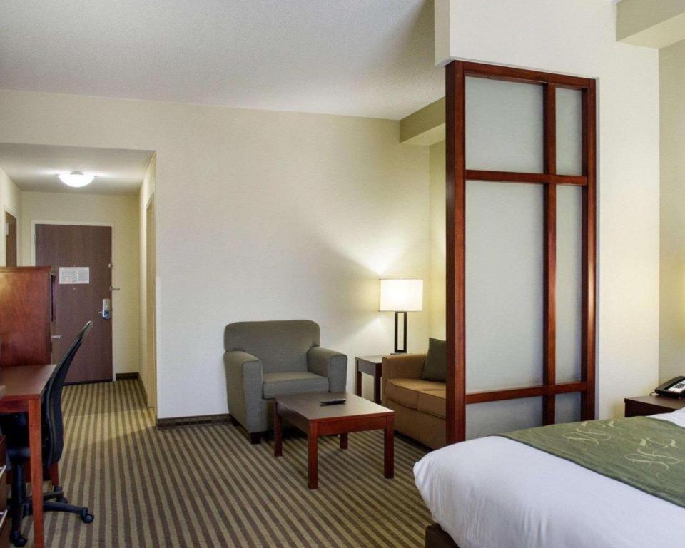 คอมฟอร์ต สวีตส์ Hotel กรีนวูด ภายนอก รูปภาพ